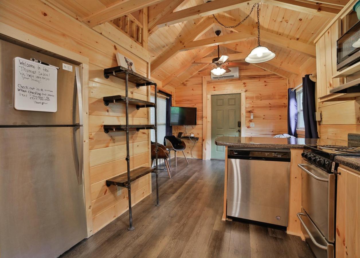 Thomas Cabin Forest Tiny Cabin With Hot Tub Chattanooga Buitenkant foto
