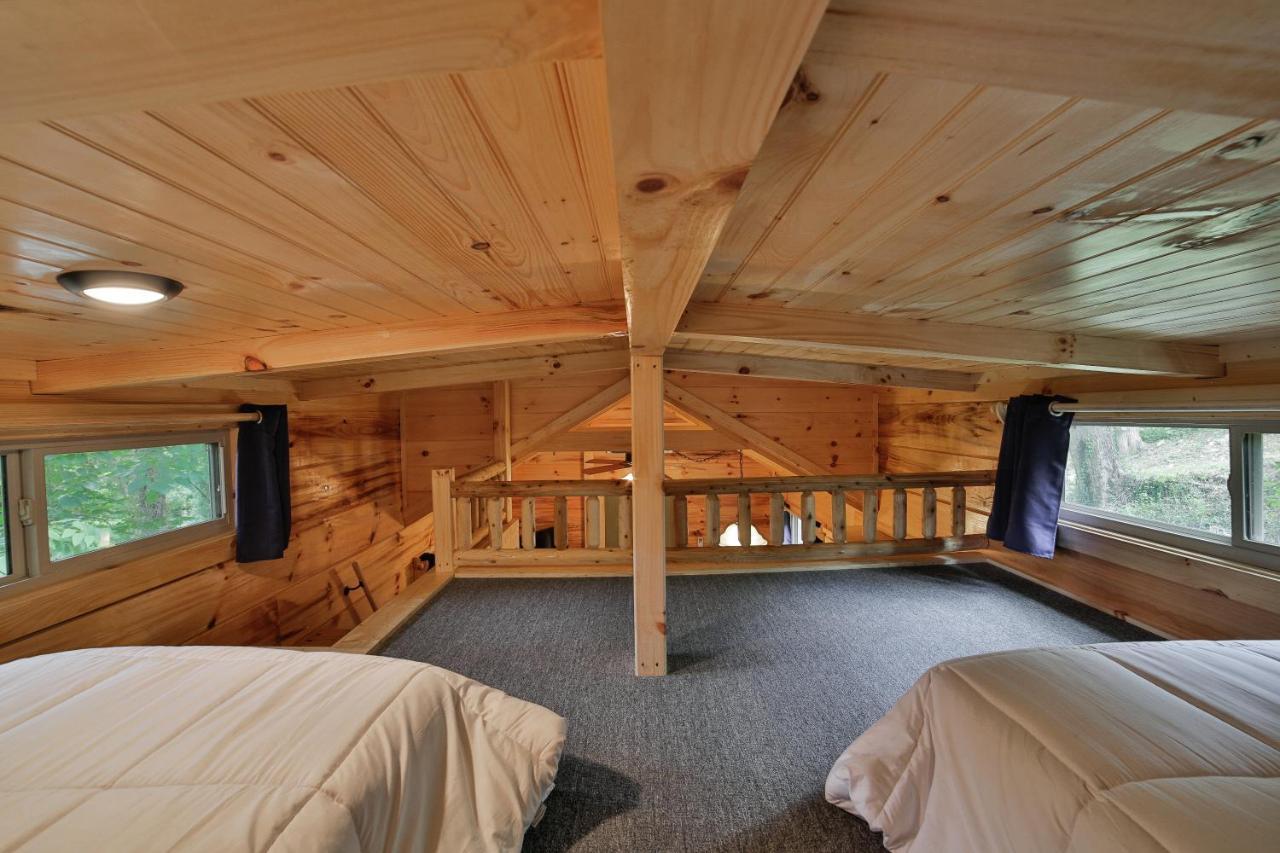 Thomas Cabin Forest Tiny Cabin With Hot Tub Chattanooga Buitenkant foto